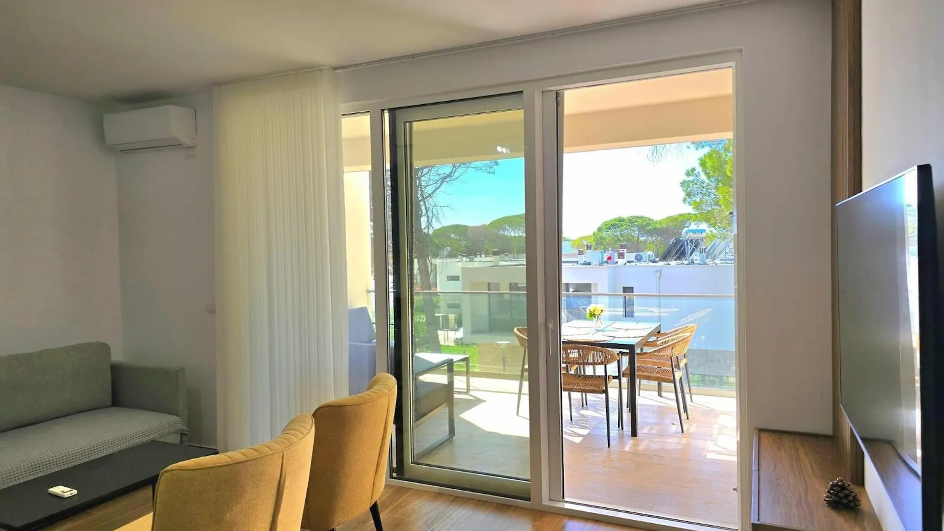 Modern Apartment Near Beach Plazhi San Pietro 0*,  Albania