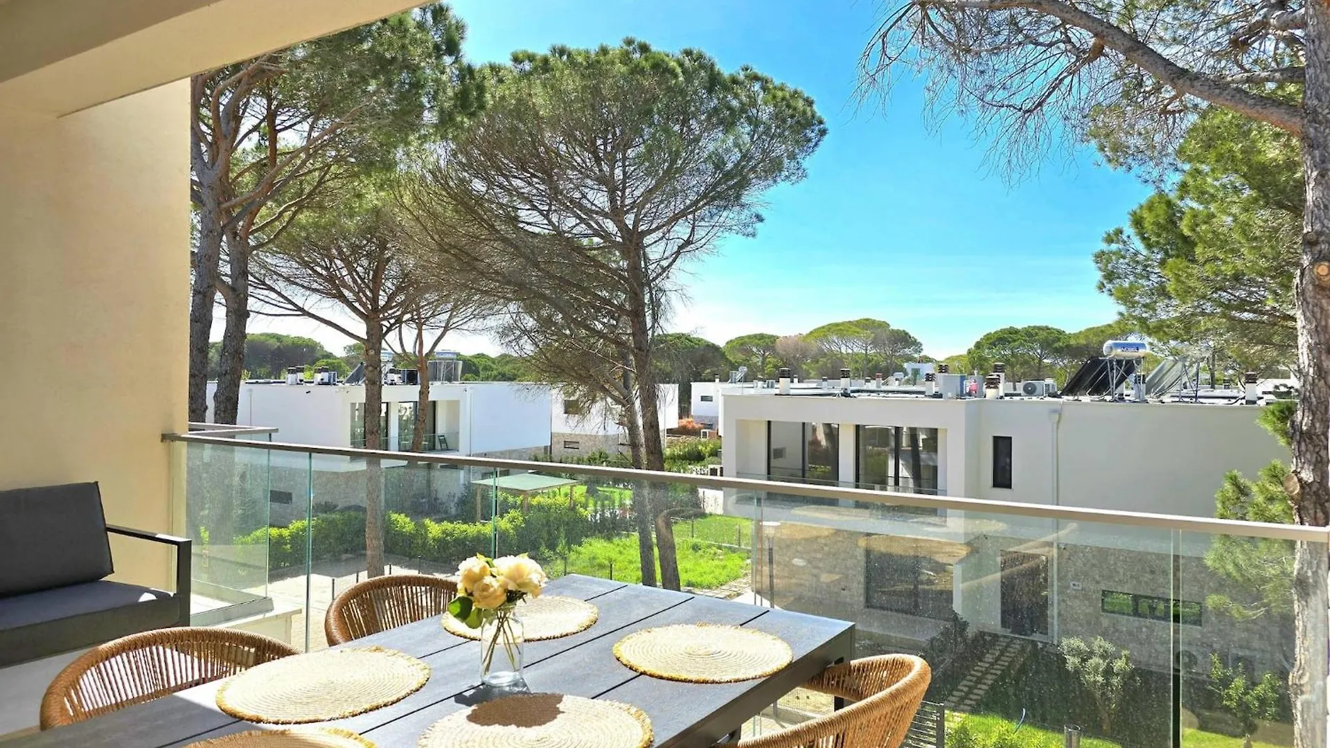 Modern Apartment Near Beach Plazhi San Pietro Albania